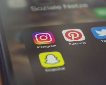 Mniej scrollowania, więcej życia: sprawdzone sposoby na ograniczenie social mediów