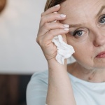 Dlaczego łapie Cię duszność? Najczęstsze przyczyny u kobiet i kiedy warto skonsultować się z lekarzem